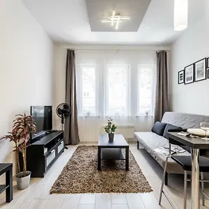  Apartment Fleur Creme